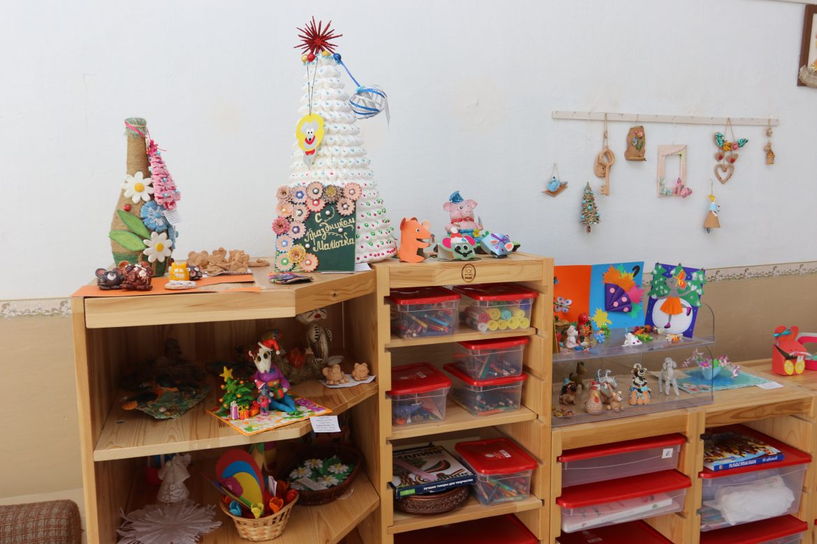 Дом детского творчества отмечает круглую дату и приглашает на «волшебную» выставку