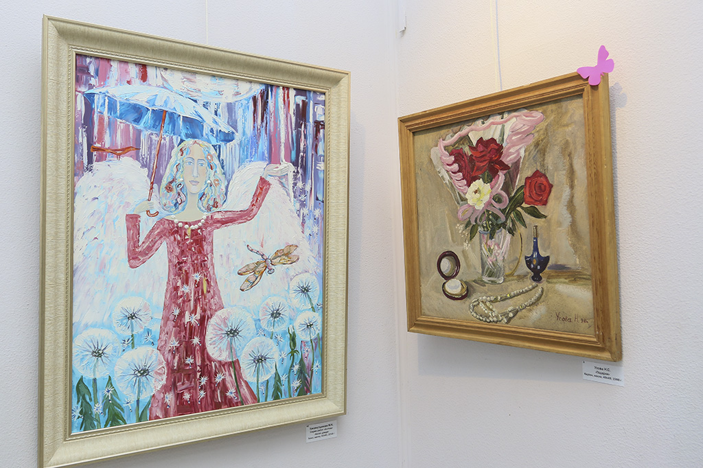 «Цветочные фантазии» украсили картинную галерею «Вернисаж»