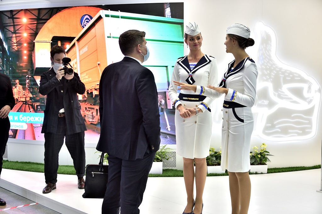 Итоги участия АО «Восточный Порт» в форуме и выставке «Транспорт России»