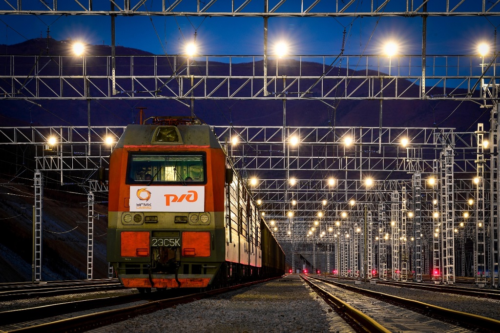 Премьер-министр РФ дал команду к запуску нового железнодорожного парка АО «Восточный Порт»