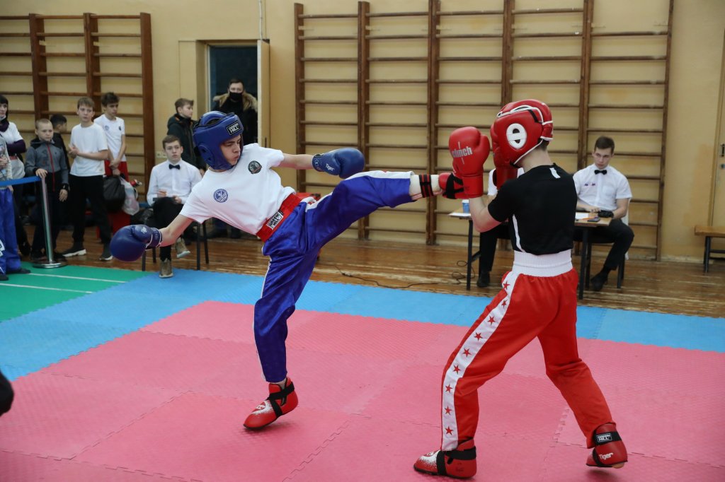 Сборная Находки по тайскому боксу успешно выступила на Чемпионате и Первенстве по кикбоксингу