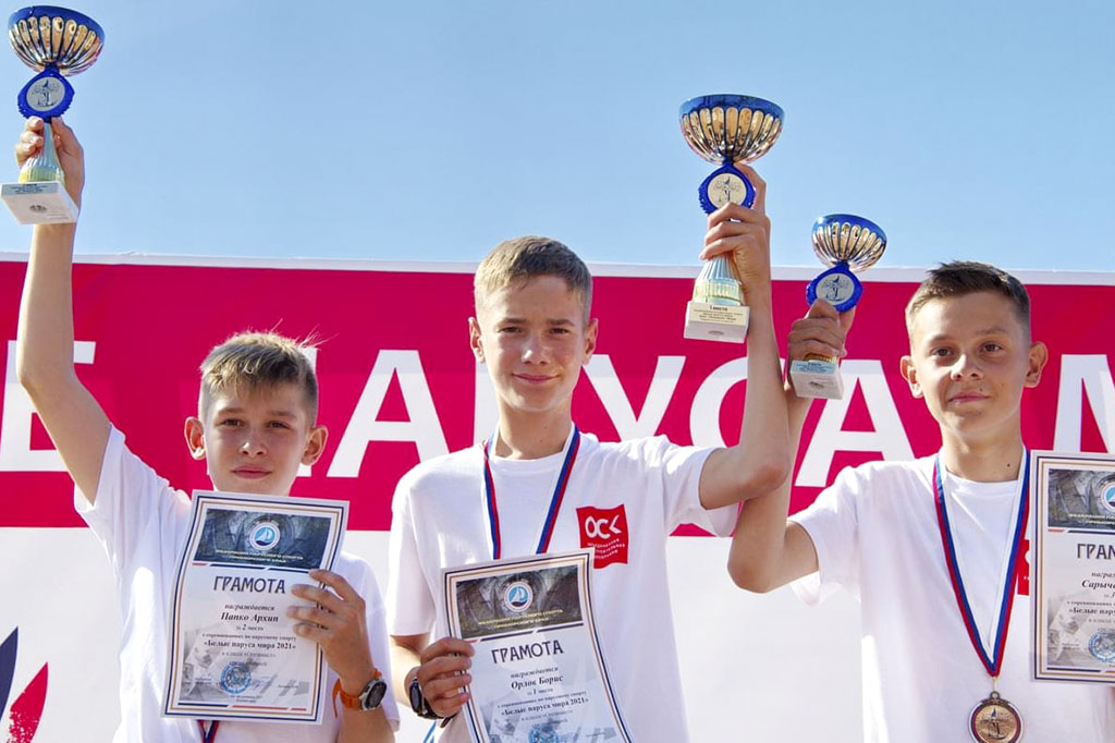 Юные яхтсмены Находки завоевали две медали на гонке «Белые паруса мира»