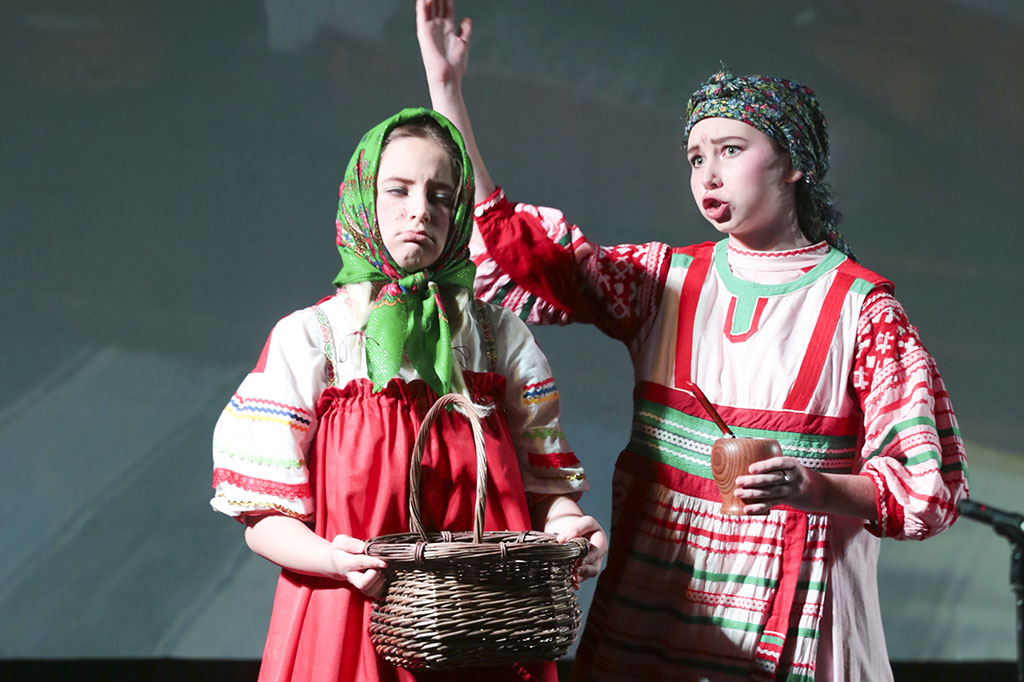 На всероссийском театральном фестивале «Заметьте!..» успешно выступили «Жарки» из Находки