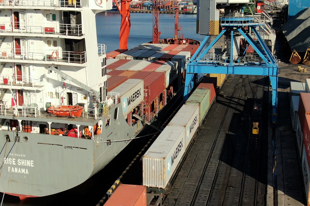 В октябре 2021 года «Восточный Порт» перевалил рекордные 2,947 млн тонн грузов